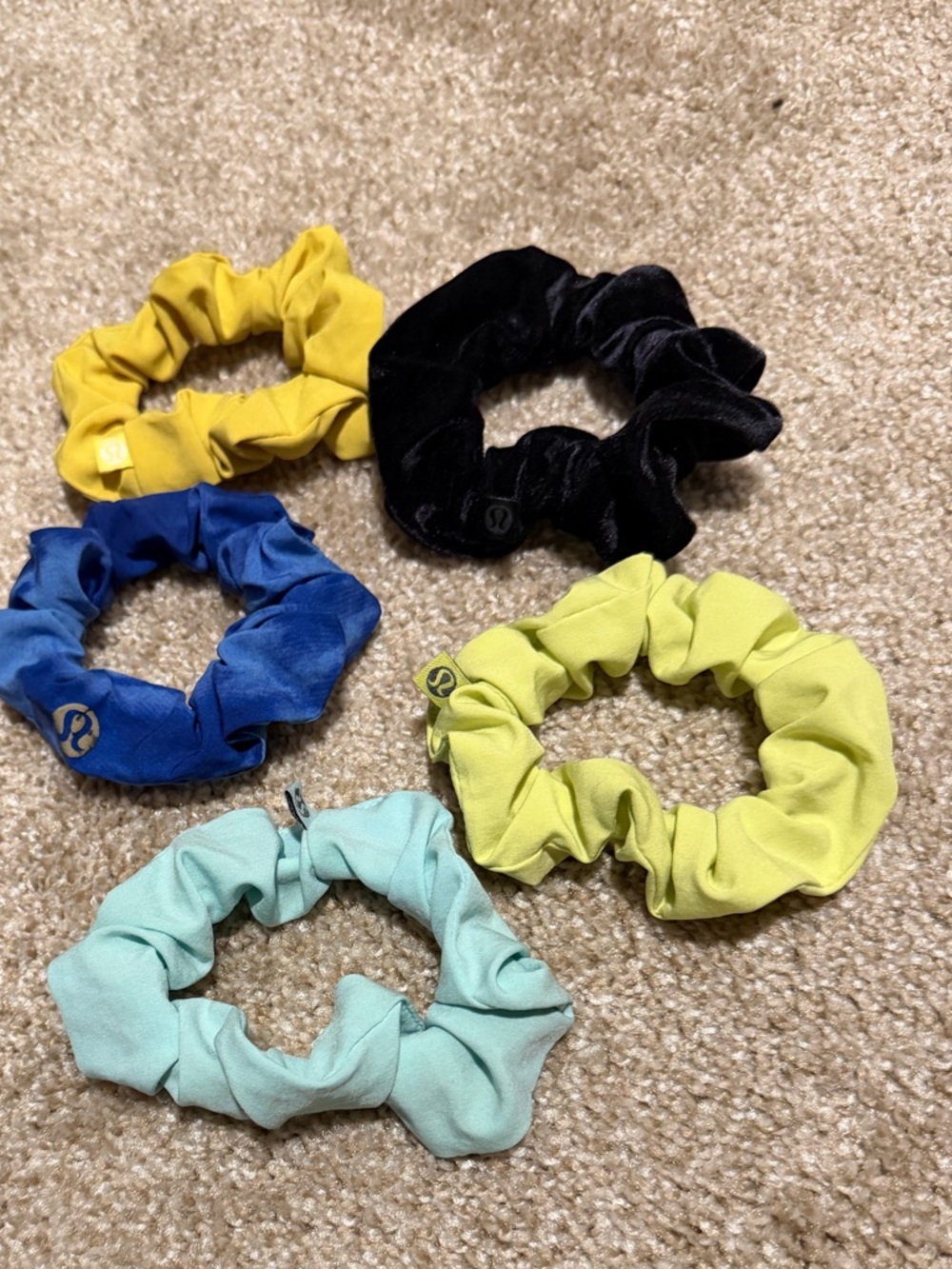 Lululemon Scrunchie x5 Bundle